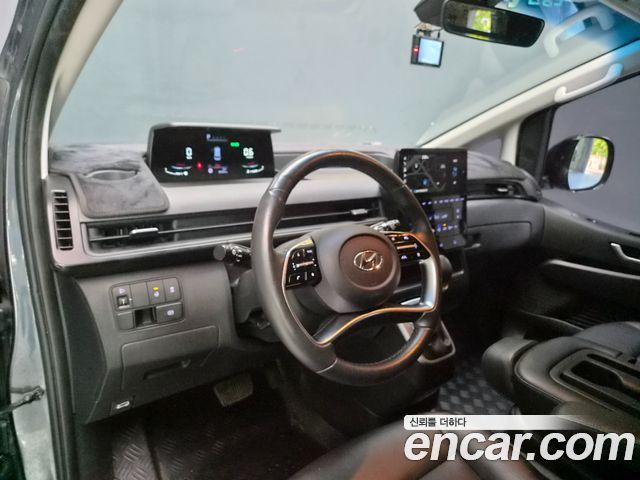 Hyundai Staria L3.5 Cargo 3-Seater Modern 2023 — фото 5