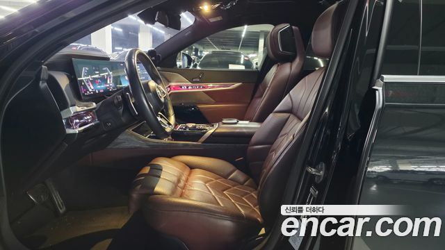 BMW 7 Series (G70) 740i sDrive M Sport 2023 — фото 5