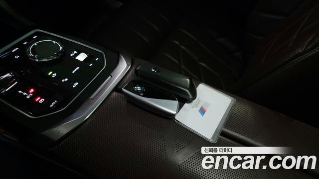 BMW 7 Series (G70) 740i sDrive M Sport 2023 — фото 17
