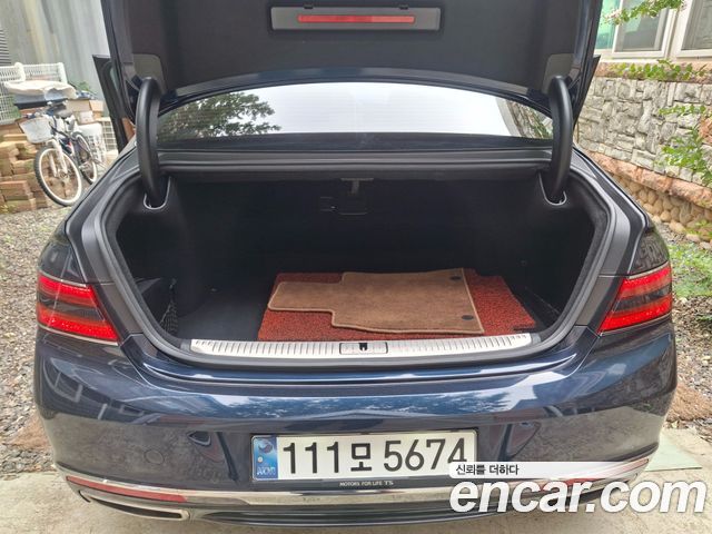 Genesis G90 5.0 AWD Limousine Prestige 2020 — фото 21