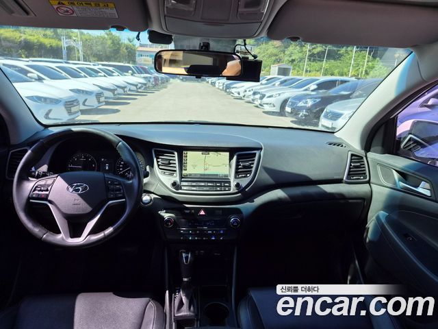Hyundai Tucson Diesel 2.0 2WD Modern 2017 — фото 10