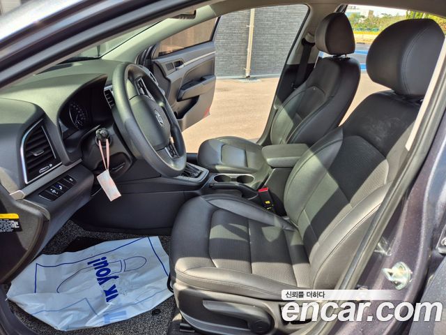 Hyundai Avante (AD) 1.6 GDI Value Plus 2018 — фото 18