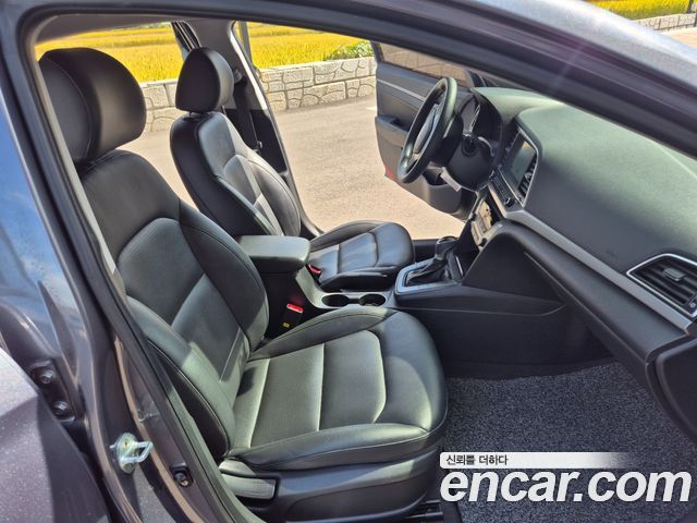 Hyundai Avante (AD) 1.6 GDI Value Plus 2018 — фото 21