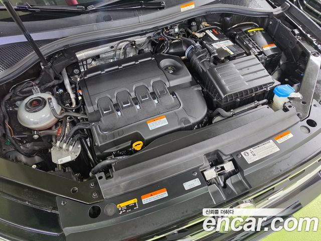 Volkswagen Tiguan (II) 2.0 TDI Premium 2020 — фото 6