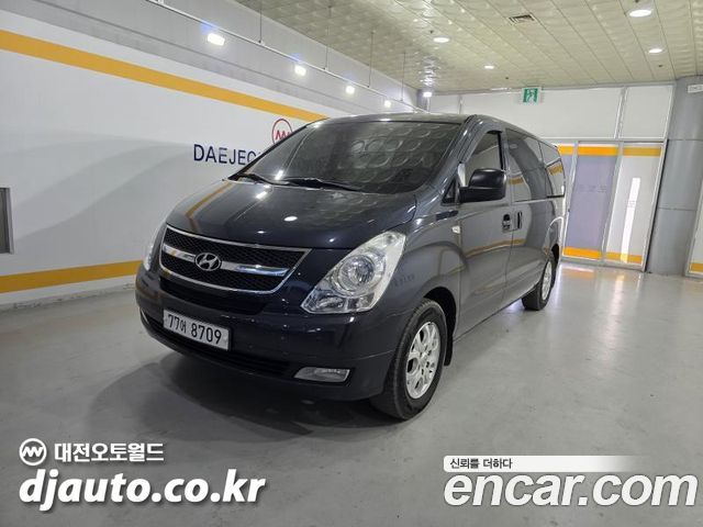 Hyundai Grand Starex 12-Seater Wagon CVX Luxury 2014 — фото 2