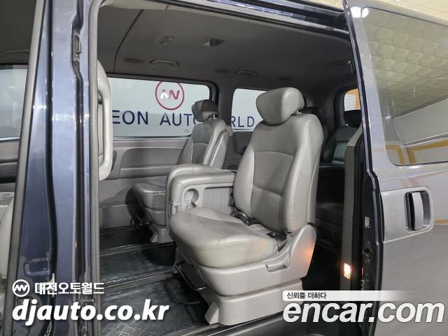 Hyundai Grand Starex 12-Seater Wagon CVX Luxury 2014 — фото 8