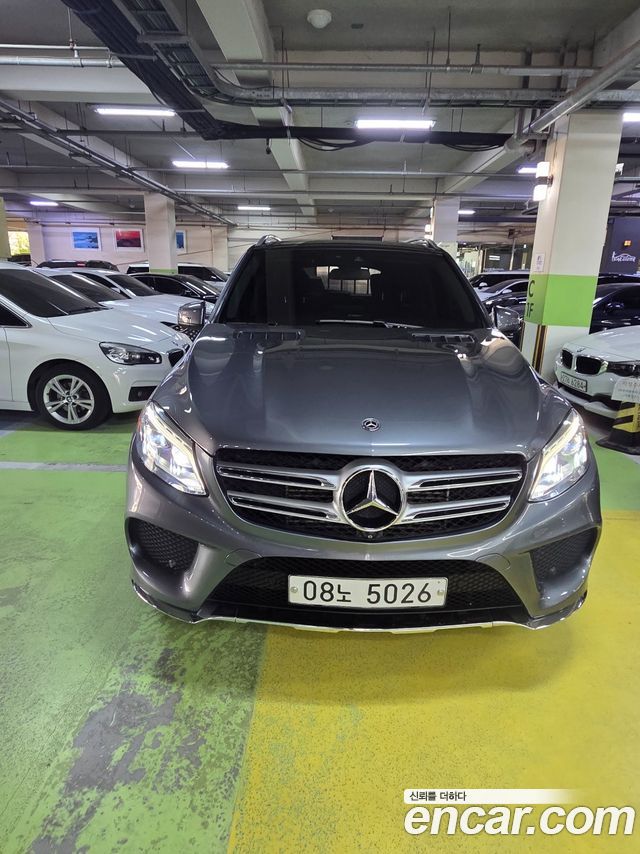 Mercedes-Benz GLE-Class (W166) GLE350 d 4MATIC Premium 2018 — фото 3