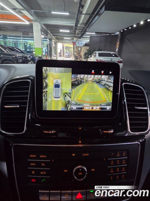 Mercedes-Benz GLE-Class (W166) GLE350 d 4MATIC Premium 2018 — фото 18