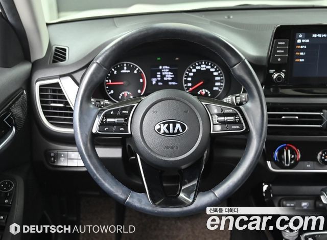 Kia Seltos Diesel 1.6 2WD Signature 2022 — фото 17