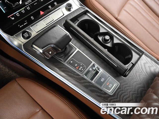Audi A6 (C8) 45 TFSI Quattro Premium 2022 — фото 9