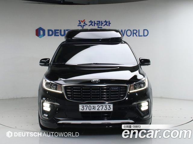Kia Carnival 9-Seater Noblesse Special 2019 — фото 1