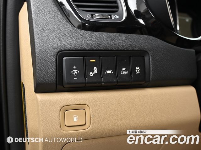 Kia Carnival 9-Seater Noblesse Special 2019 — фото 20
