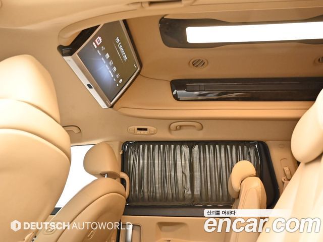 Kia Carnival 9-Seater Noblesse Special 2019 — фото 21