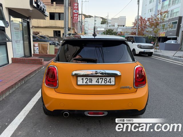 MINI Cooper D Standard 3rd 2015 — фото 4
