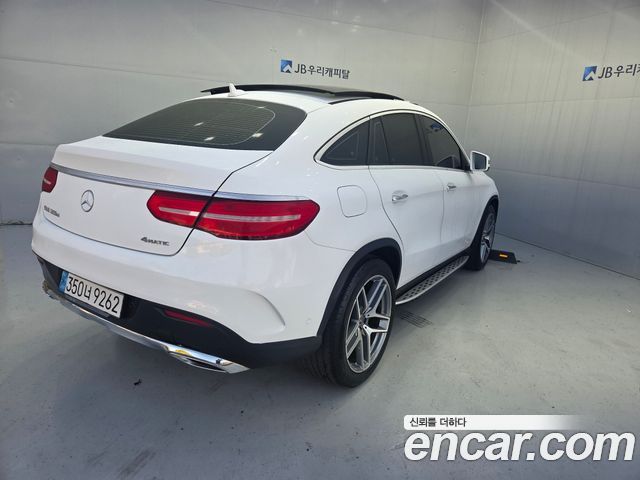 Mercedes-Benz GLE-Class (W166) GLE350 d 4MATIC Coupe 2017 — фото 4