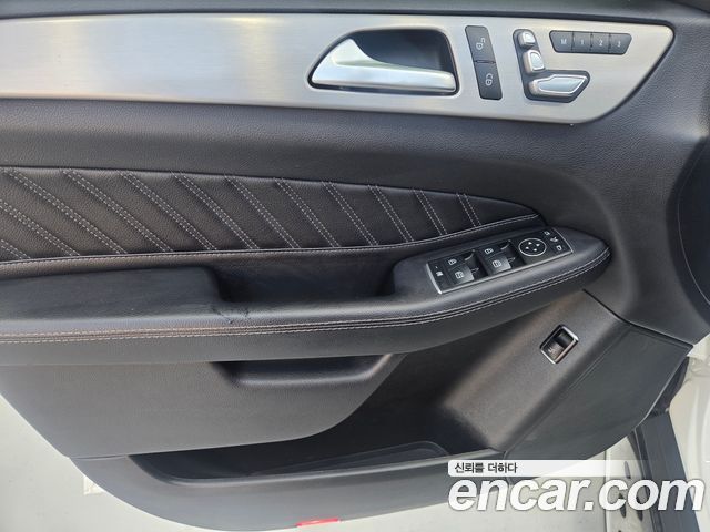Mercedes-Benz GLE-Class (W166) GLE350 d 4MATIC Coupe 2017 — фото 11