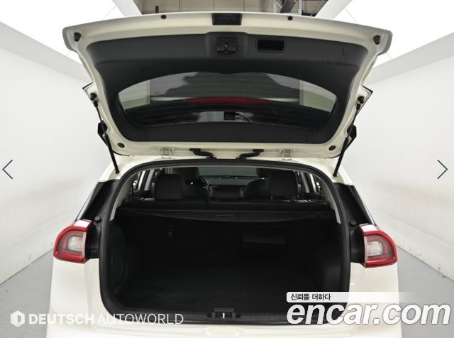 Kia Niro EV Noblesse 2019 — фото 23