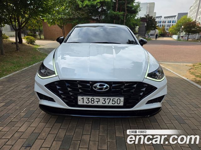 Hyundai Sonata (DN8) 2.0 Modern