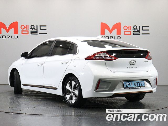 Hyundai Ioniq Electric Q 2018 — фото 4