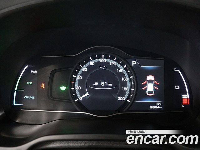 Hyundai Ioniq Electric Q 2018 — фото 15