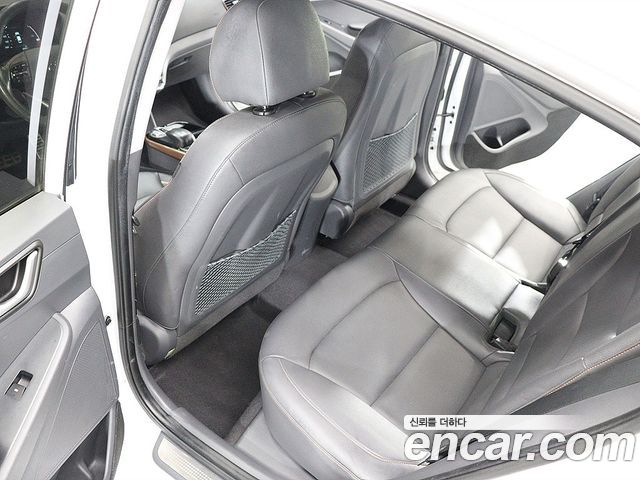 Hyundai Ioniq Electric Q 2018 — фото 18