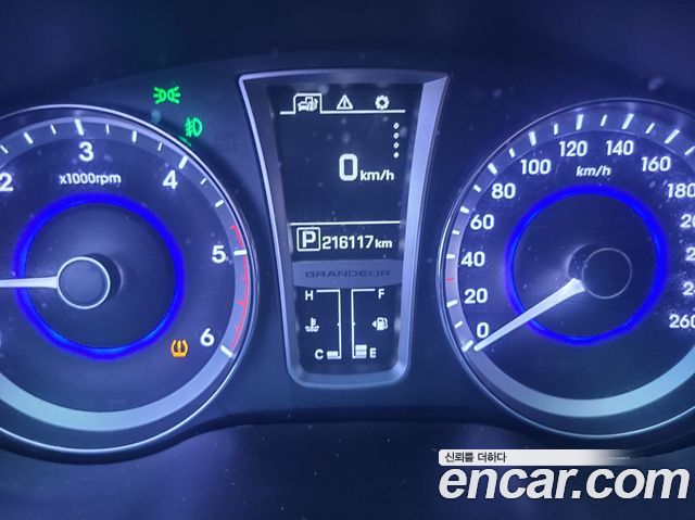 Hyundai Grandeur (HG) HG220 Diesel Modern 2016 — фото 8