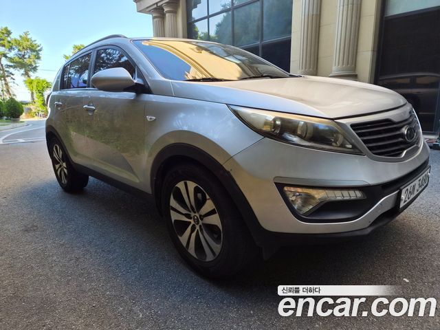Kia Sportage R Diesel 2WD TLX Deluxe 2012 — фото 2