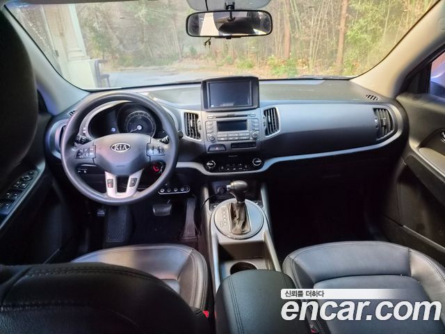 Kia Sportage R Diesel 2WD TLX Deluxe 2012 — фото 7