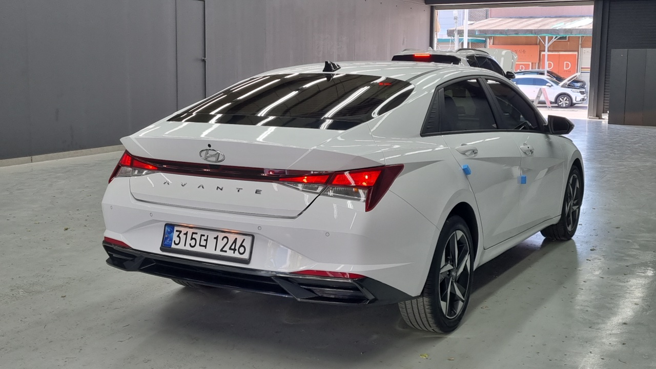 Hyundai Avante (CN7) 1.6 Modern 2023 — фото 2
