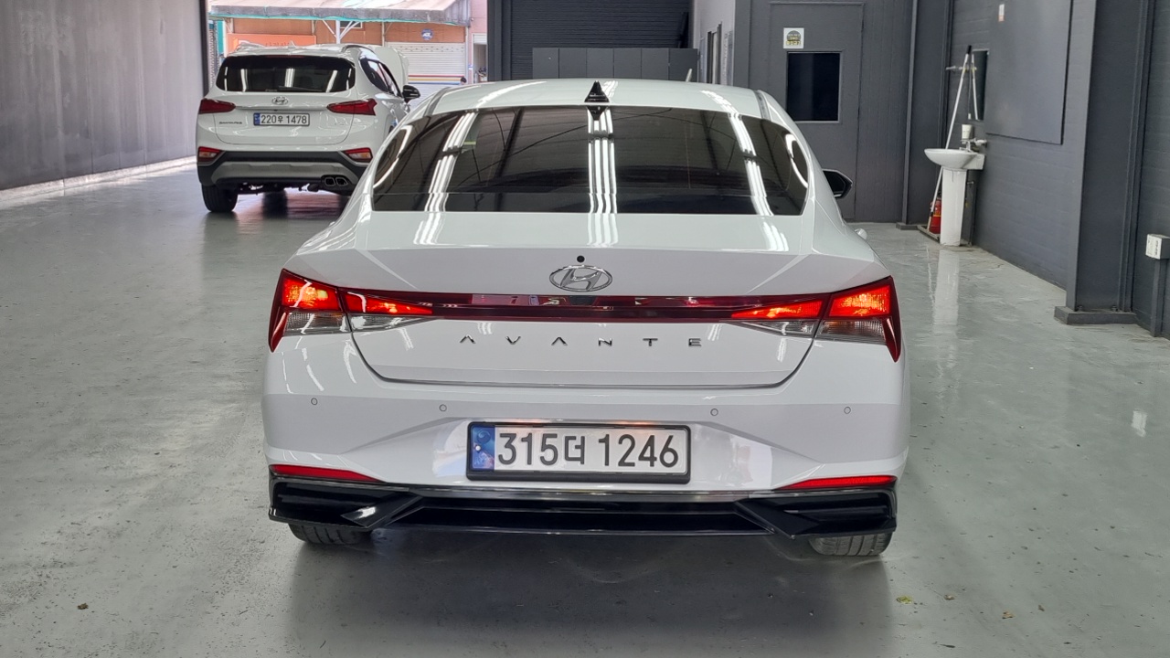 Hyundai Avante (CN7) 1.6 Modern 2023 — фото 4