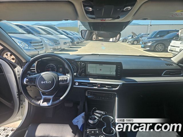 Kia K5 (III) 2.0 Trendy 2023 — фото 20