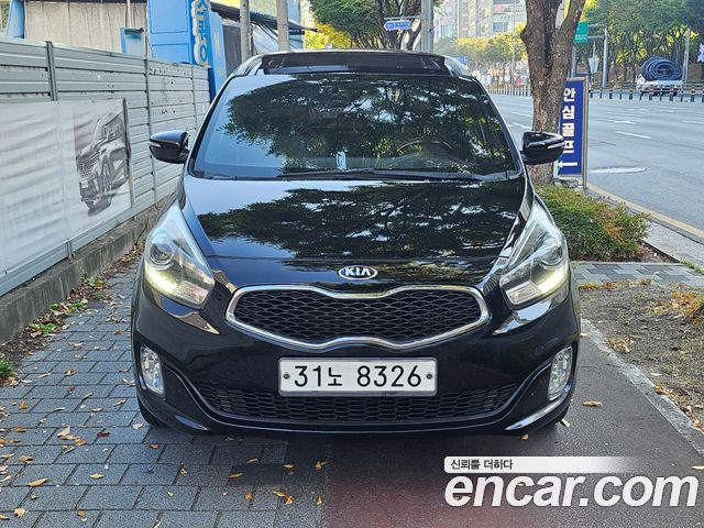 Kia Carens 1.7 VGT Noblesse 2014 — фото 2