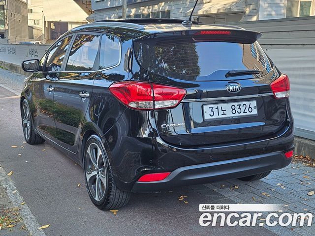 Kia Carens 1.7 VGT Noblesse 2014 — фото 5