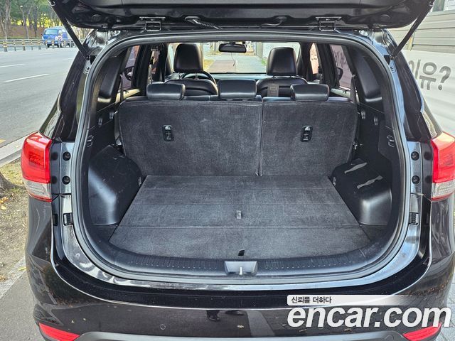 Kia Carens 1.7 VGT Noblesse 2014 — фото 23