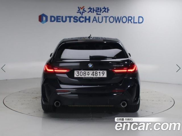 BMW 1 Series (F40) 120i M Sports 2023 — фото 4