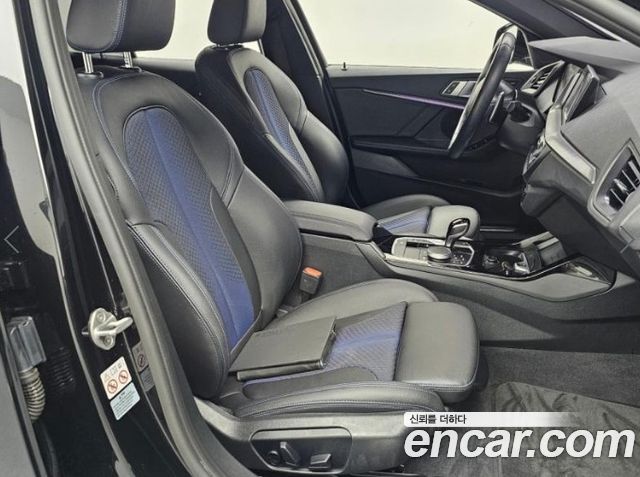 BMW 1 Series (F40) 120i M Sports 2023 — фото 10