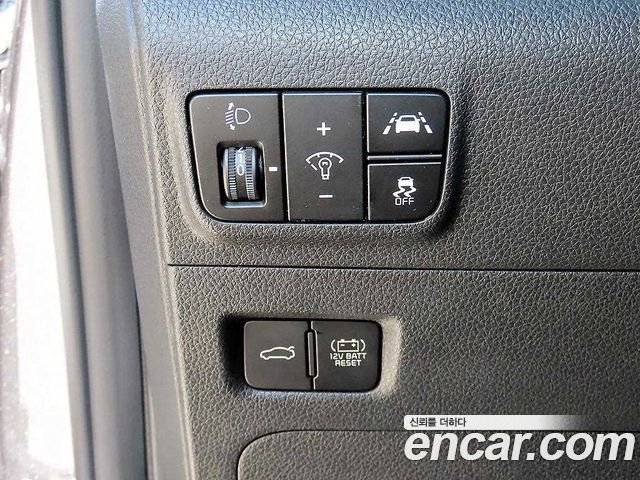 Kia K5 Hybrid (III) Noblesse 2022 — фото 16