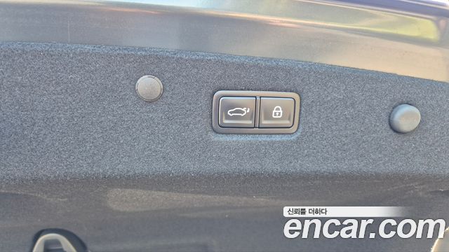 Kia K8 2.5 Gasoline 2WD Signature 2022 — фото 23