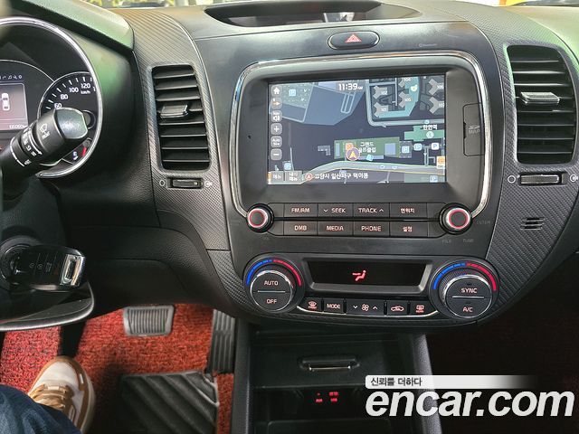 Kia K3 Trendy 2017 — фото 15