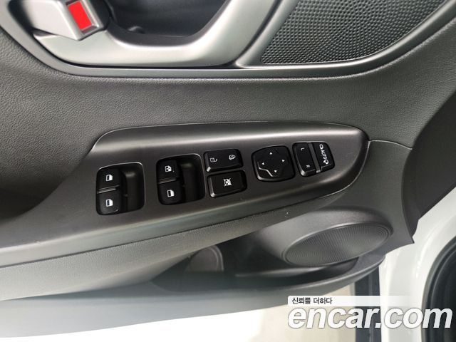 Hyundai Kona 1.6 Turbo 2WD Modern pop 2019 — фото 10