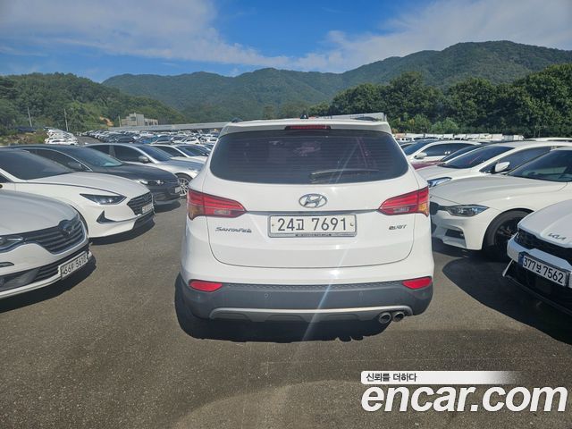 Hyundai Santa Fe (DM) Diesel(e-VGT) 2.0 2WD Premium 2013 — фото 4