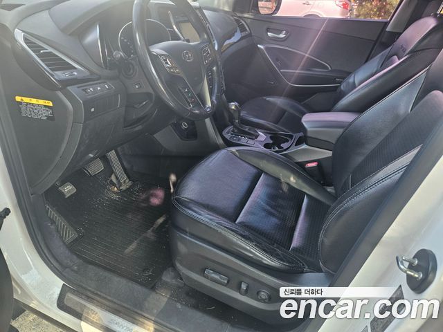 Hyundai Santa Fe (DM) Diesel(e-VGT) 2.0 2WD Premium 2013 — фото 9