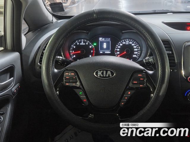 Kia K3 Prestige 2016 — фото 8