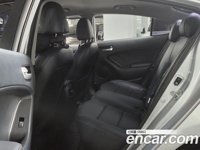 Kia K3 Prestige 2016 — фото 15