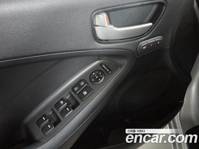 Kia K3 Prestige 2016 — фото 16