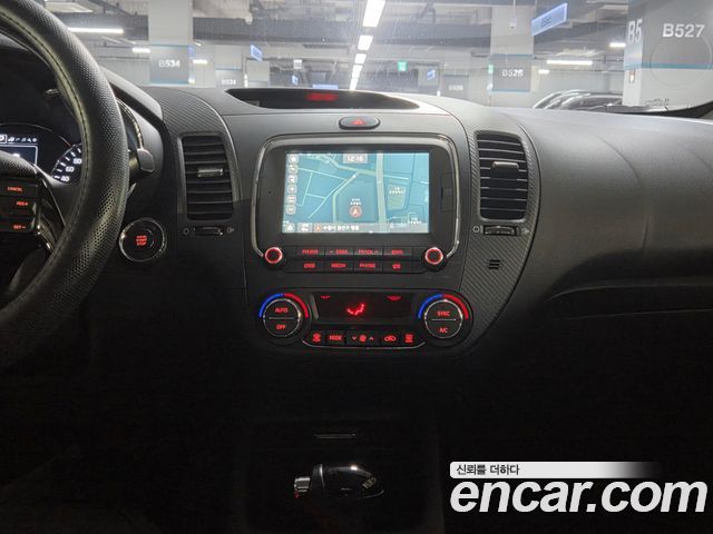 Kia K3 Prestige 2016 — фото 19