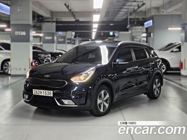 Kia Niro Luxury 2018 — фото 1