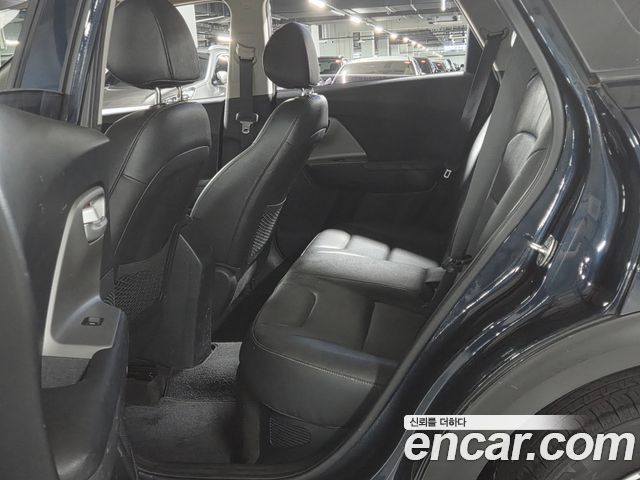 Kia Niro Luxury 2018 — фото 15
