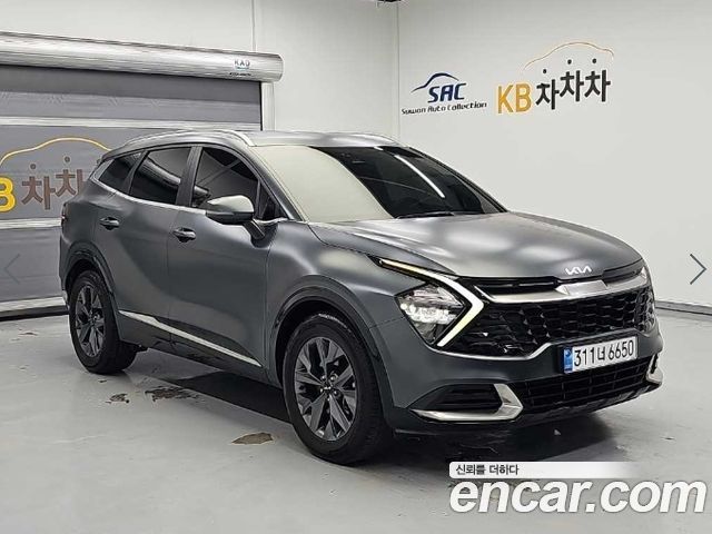 Kia Sportage (V) Diesel 2.0 2WD Nobleless 2023 — фото 4
