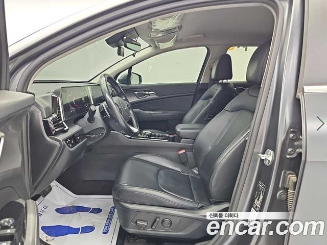 Kia Sportage (V) Diesel 2.0 2WD Nobleless 2023 — фото 15